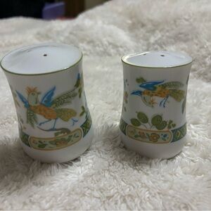 Vintage Sango One World Jade Garden Salt & Pepper set